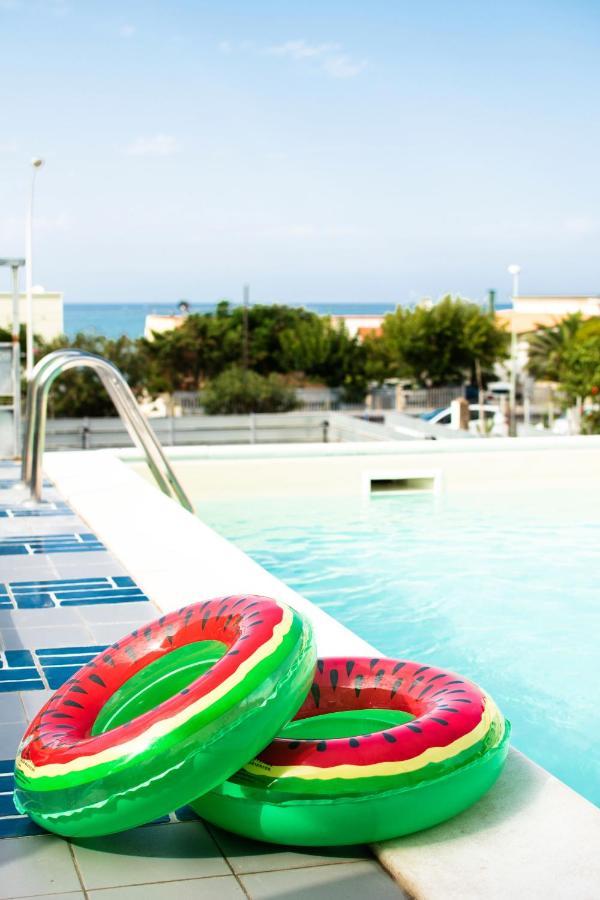 Seaside Marina Retreat: 2br With Pool & Beach Access Apartment Alcamo Marina